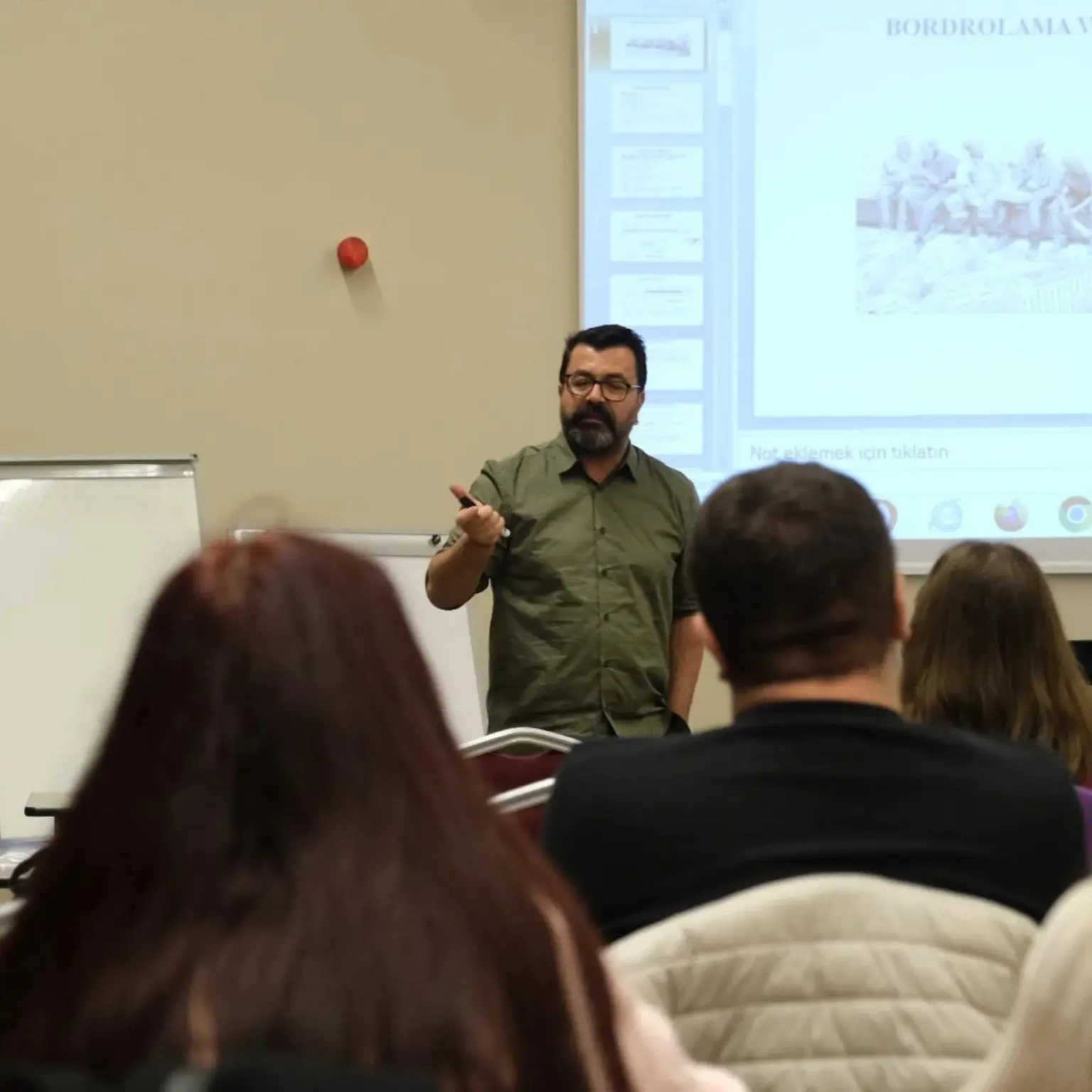 Battal Kılıçaslan kurumsal bordro ve özlük eğitimi verirken